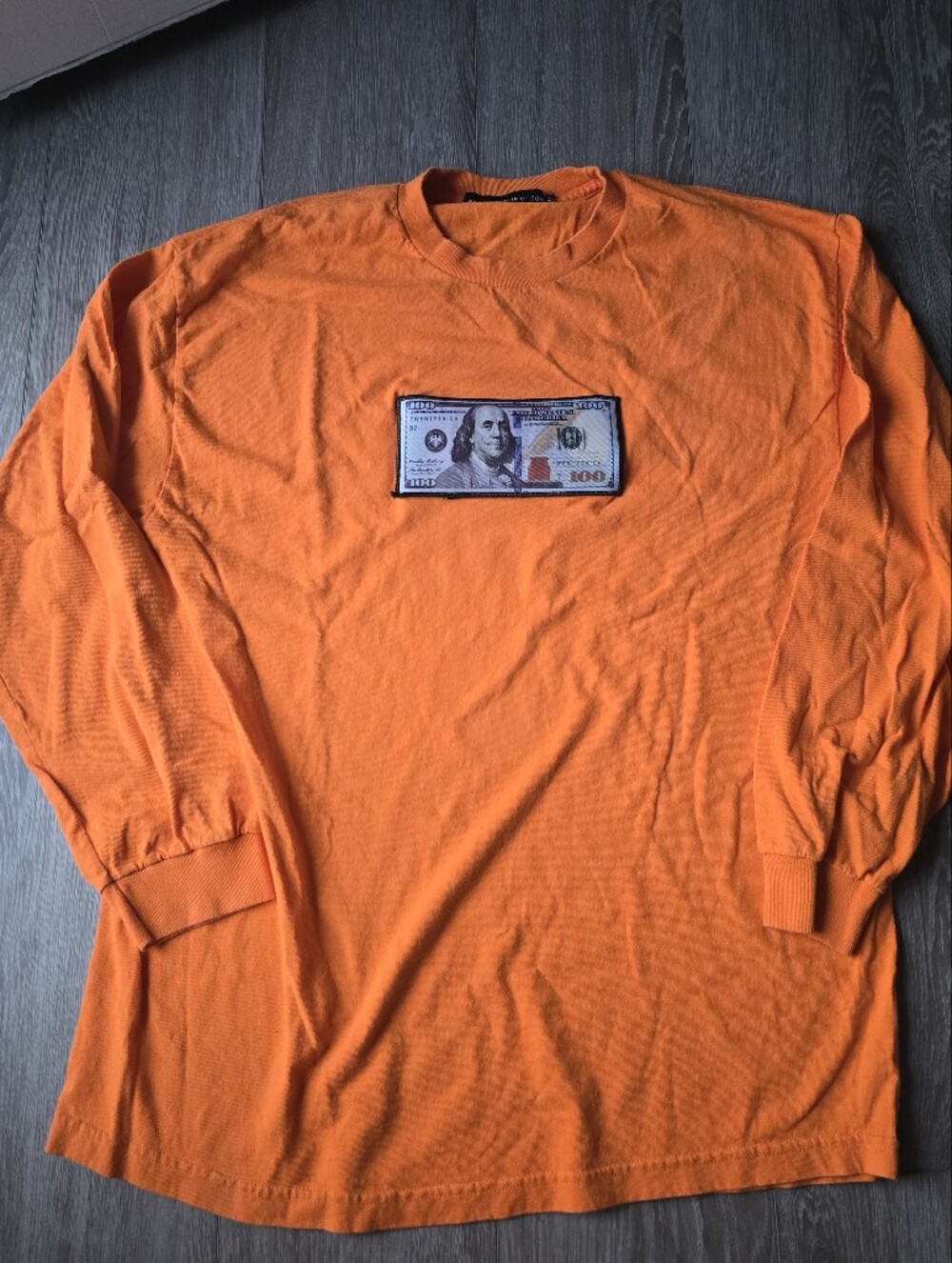 Twenty1Rich 100 Dollar Bill Patch Long Sleeve Tee Mens XL Orange Money Graphic